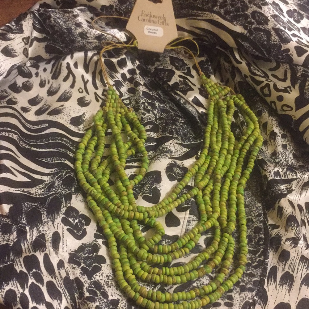 Exclusively Carolina gifts Cocunut Beads necklace